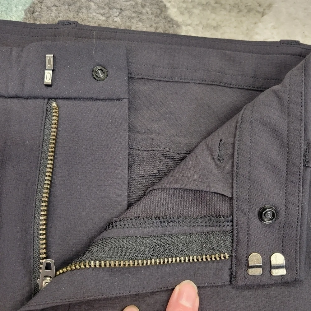 Lululemon x Robert Geller “Take the Moment” Pant Size 4 Black